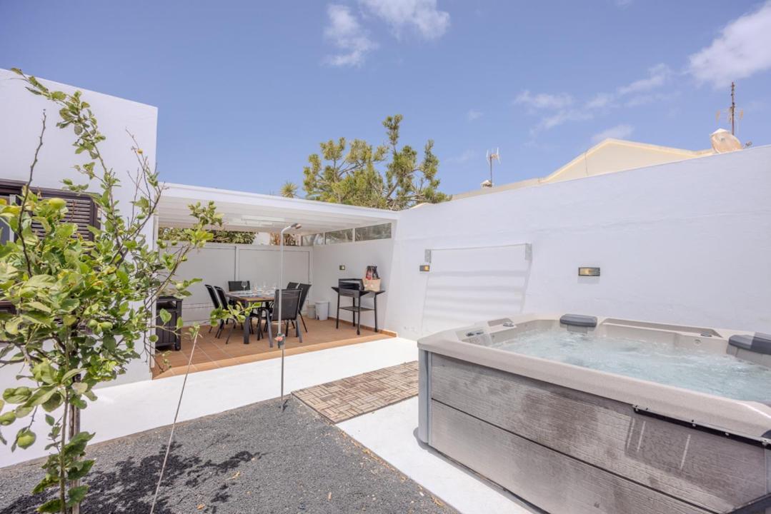 Villa Kakariko Playa Honda  Bagian luar foto